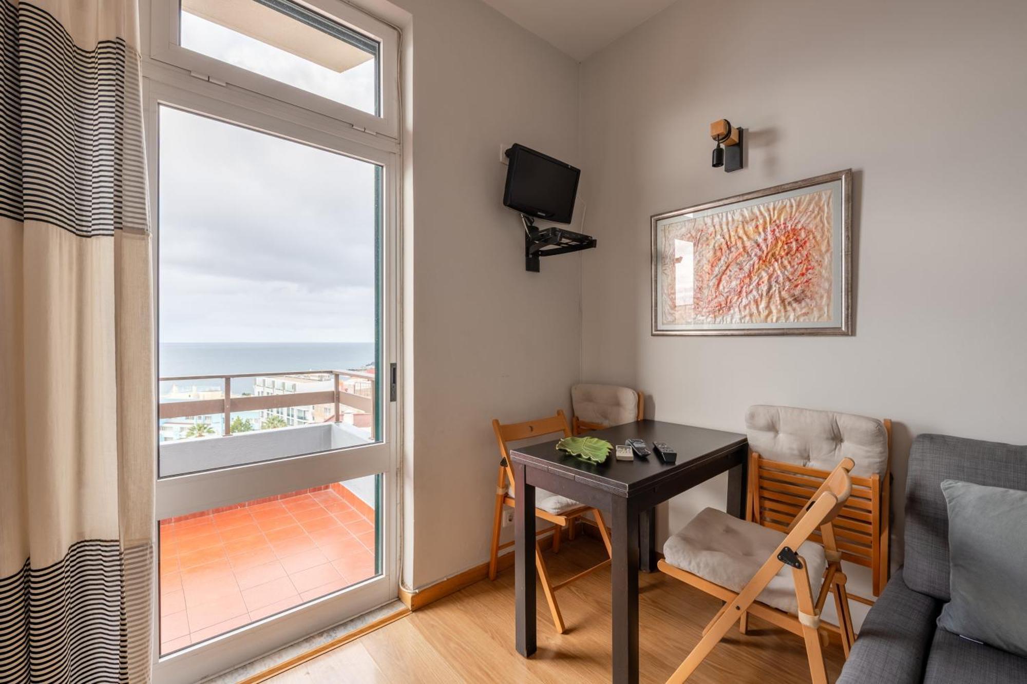 Casa Branca Apartments By Trip2Portugal *